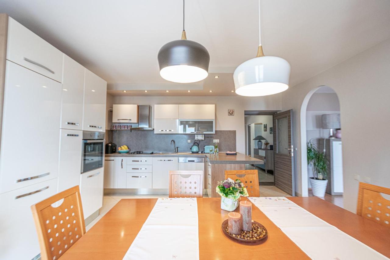 Two-Bedroom Apartment In Crikvenica Xcvii מראה חיצוני תמונה